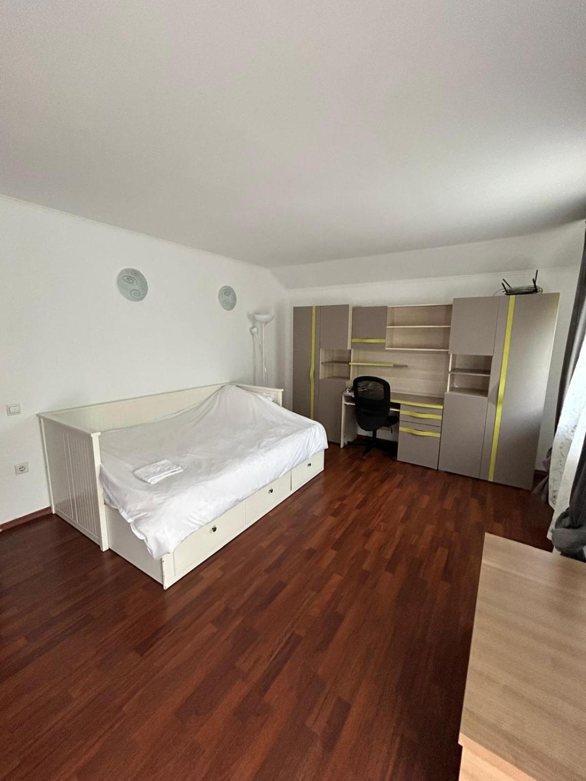Vila De Inchiriat Aproape De Therme Balotesti Kültér fotó